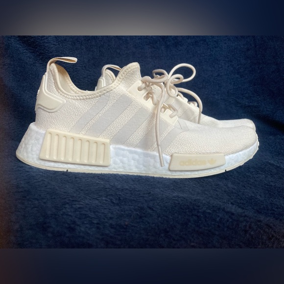 Adidas NMD R1 Womens 8.5 in Cream - Picture 4 of 8